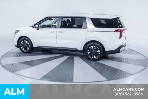 More photos of 2026 Kia Carnival Hybrid LXS at ALM Kia South, GA