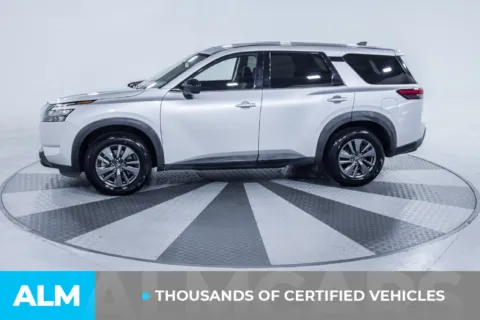 More photos of 2023 Nissan Pathfinder S at ALM Kia South, GA