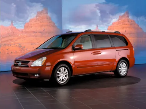 Red 2008 Kia Sedona LX for sale in Union City, GA