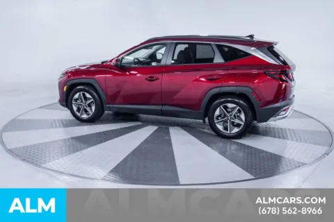 More photos of 2025 Hyundai Tucson SEL at ALM Kia South, GA