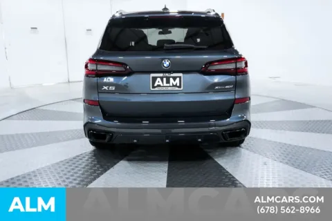 More photos of 2022 BMW X5 xDrive40i at ALM Kia South, GA