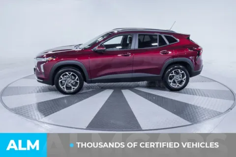 More photos of 2025 Chevrolet Trax LT at ALM Kia South, GA