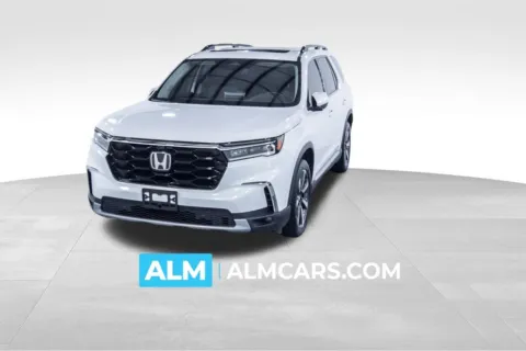 White 2023 Honda Pilot Elite for sale in Union City, GA
