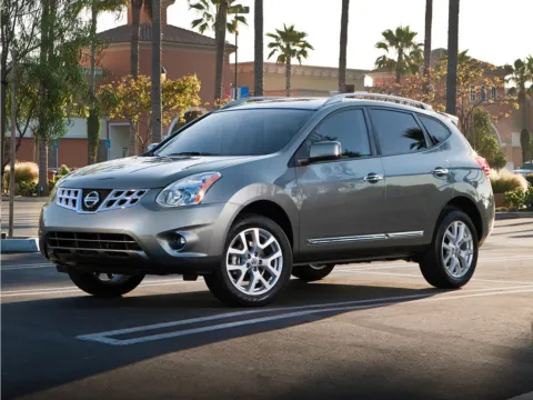 Gray 2015 Nissan Rogue Select S for sale in Union City, GA