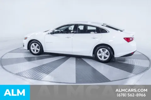 More photos of 2024 Chevrolet Malibu LT at ALM Kia South, GA