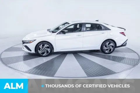 More photos of 2025 Hyundai Elantra SEL Sport at ALM Kia South, GA