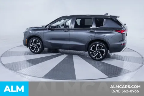 More photos of 2024 Mitsubishi Outlander SE at ALM Kia South, GA