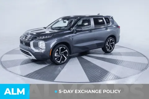 Another view of 2024 Mitsubishi Outlander SE for sale in Union City, GA at ALM Kia South