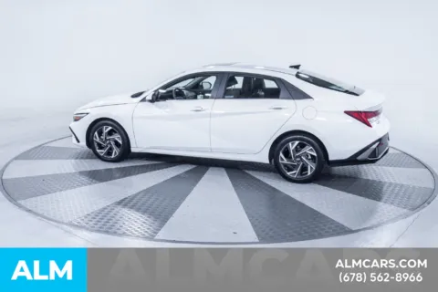 More photos of 2025 Hyundai Elantra SEL Convenience at ALM Kia South, GA