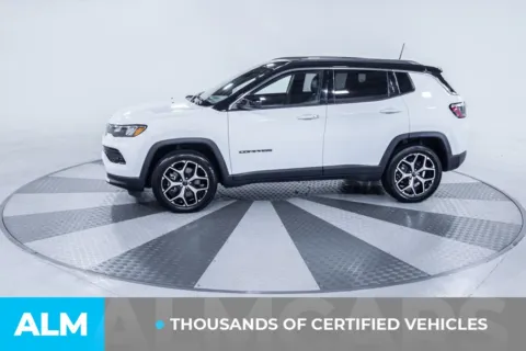 More photos of 2025 Jeep Compass Limited at ALM Kia South, GA