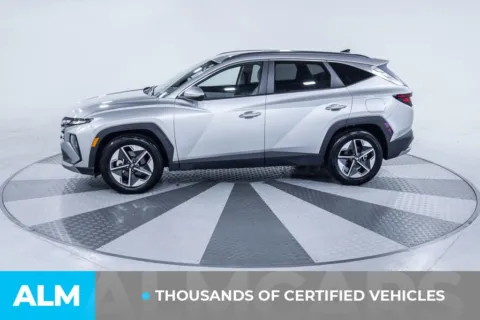 More photos of 2025 Hyundai Tucson SEL at ALM Kia South, GA