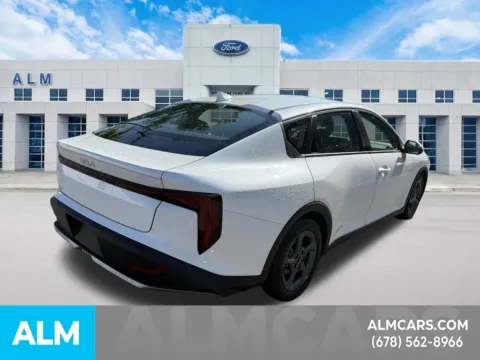 More photos of 2025 Kia K4 LXS at ALM Kia South, GA