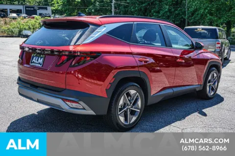 More photos of 2026 Hyundai Tucson SEL at ALM Kia South, GA