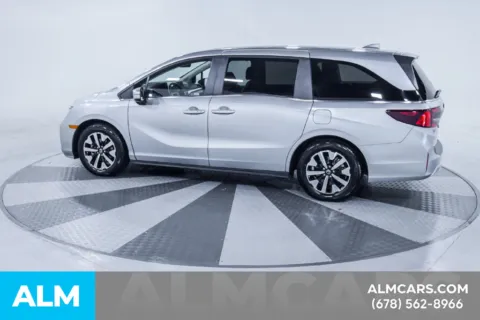 More photos of 2025 Honda Odyssey EX-L at ALM Kia South, GA