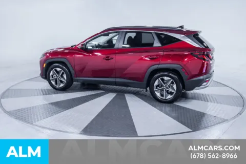 More photos of 2025 Hyundai Tucson SEL at ALM Kia South, GA