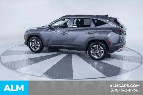 More photos of 2025 Hyundai Tucson Hybrid SEL Convenience at ALM Kia South, GA