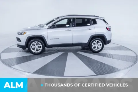 More photos of 2024 Jeep Compass Latitude at ALM Kia South, GA