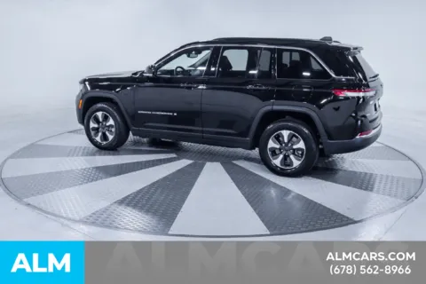 More photos of 2024 Jeep Grand Cherokee 4xe at ALM Kia South, GA