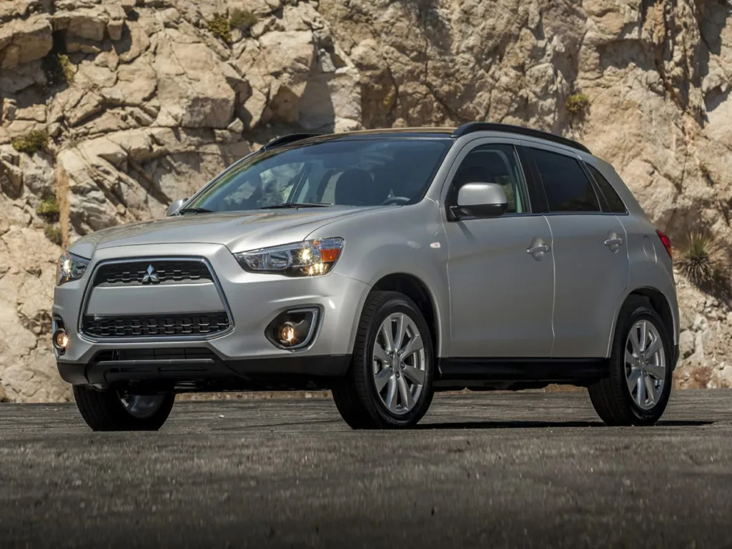 2013 Mitsubishi Outlander Sport ES for sale in Union City, GA
