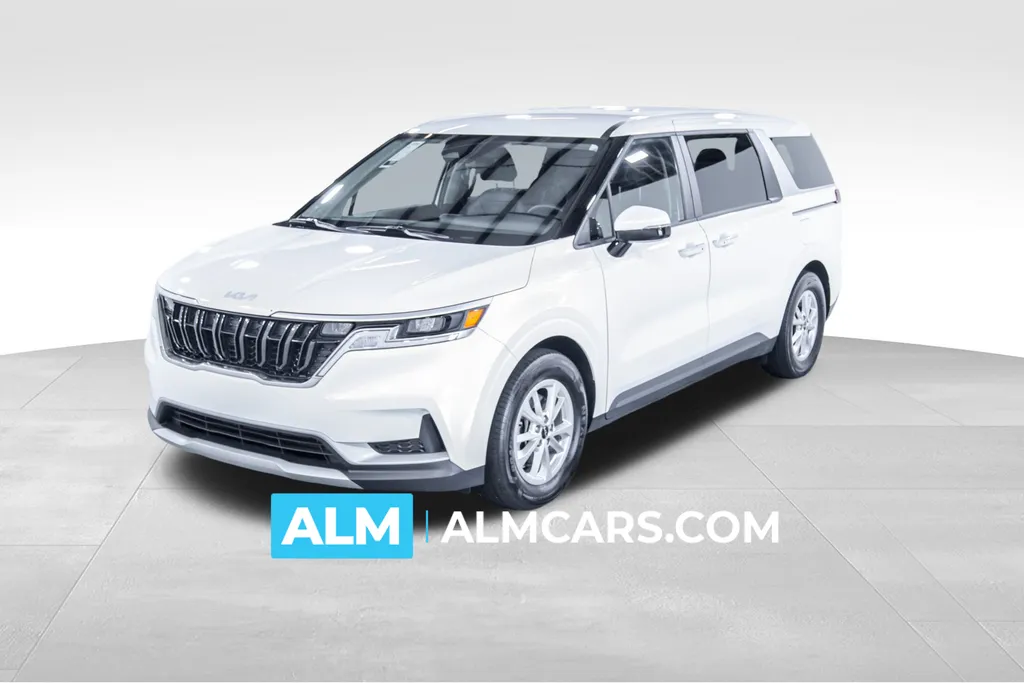 2024 Kia Carnival LX for sale in Union City, GA