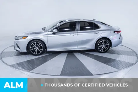 More photos of 2020 Toyota Camry SE at ALM Kia South, GA