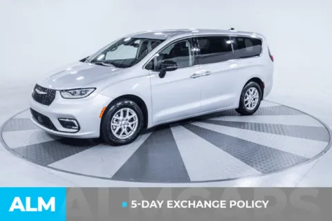 Another view of 2024 Chrysler Pacifica Touring L for sale in Union City, GA at ALM Kia South