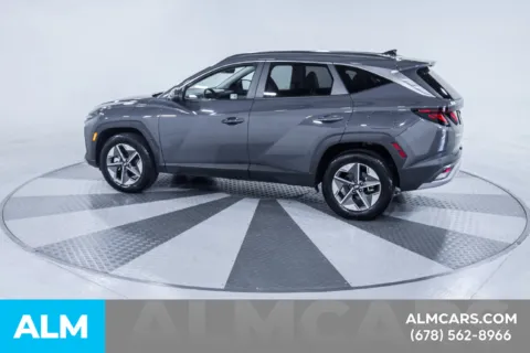 More photos of 2025 Hyundai Tucson SEL at ALM Kia South, GA