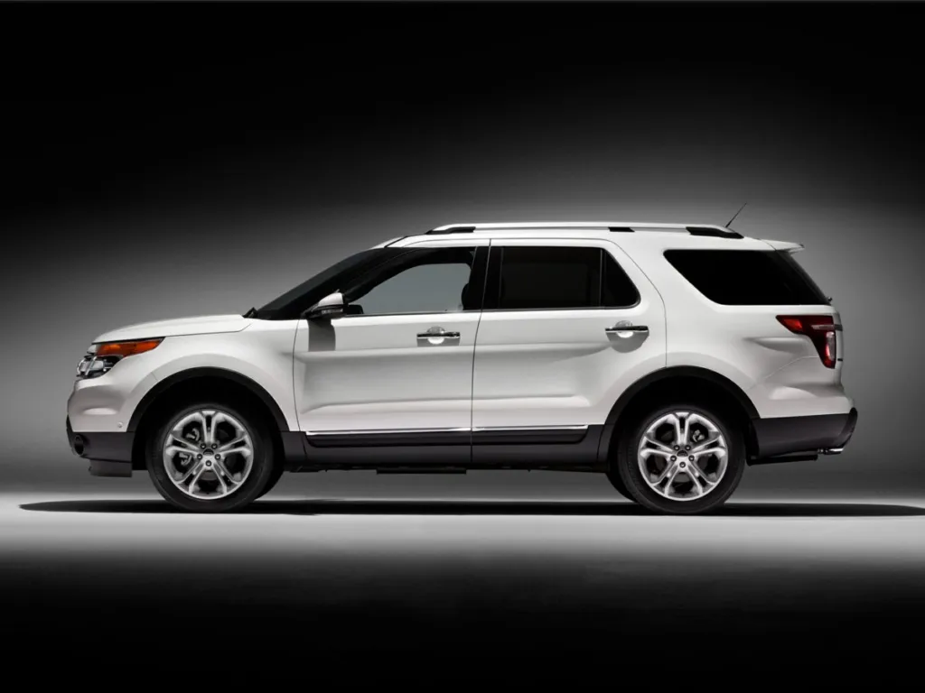 Used 2014 Ford Explorer XLT for sale in Union City, GA at ALM Cars | VIN:  1FM5K7D83EGB17168, image size:1024x768