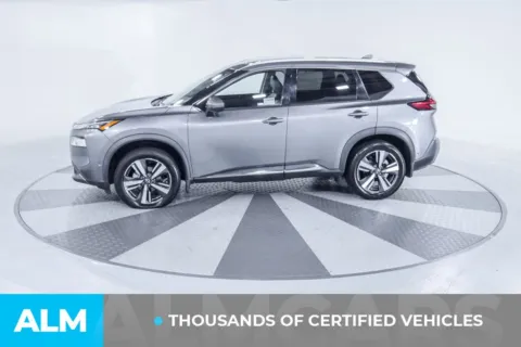 More photos of 2022 Nissan Rogue SL at ALM Kia South, GA