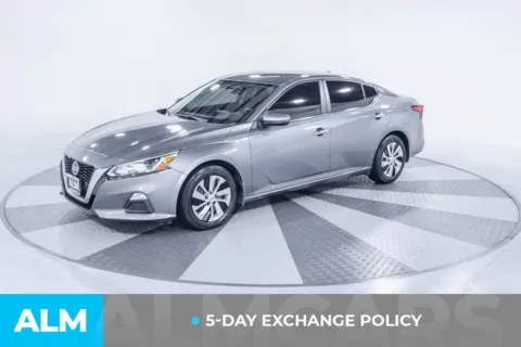 Another view of 2020 Nissan Altima 2.5 S for sale in Union City, GA at ALM Kia South