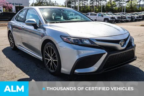 More photos of 2023 Toyota Camry SE at ALM Kia South, GA