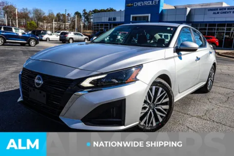 Photos of 2023 Nissan Altima 2.5 SV for sale in Union City, GA at ALM Kia South