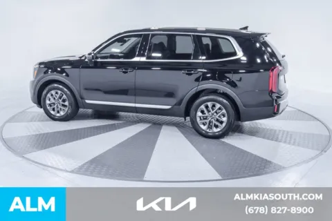 More photos of 2023 Kia Telluride LX at ALM Kia South, GA