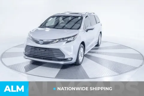 Another view of 2023 Toyota Sienna XLE for sale in Union City, GA at ALM Kia South