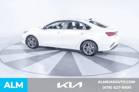 More photos of 2024 Kia Forte LXS at ALM Kia South, GA