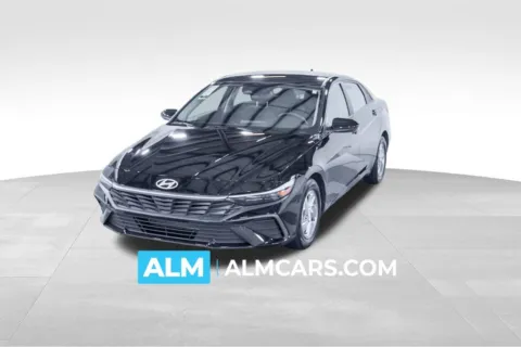 Black 2024 Hyundai Elantra SE for sale in Union City, GA