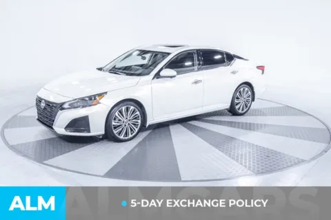 Another view of 2023 Nissan Altima 2.5 SL for sale in Union City, GA at ALM Kia South