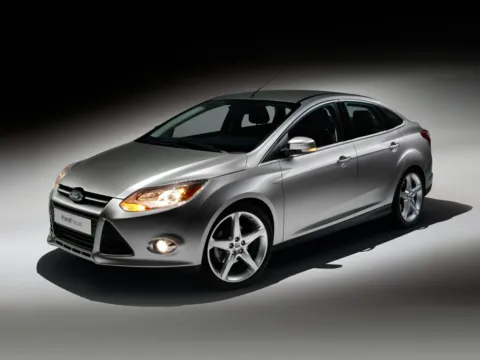 Blue 2013 Ford Focus SE for sale in Union City, GA
