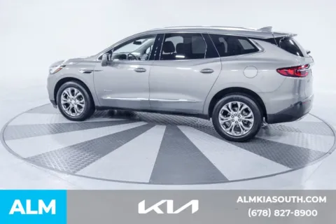 More photos of 2019 Buick Enclave Avenir at ALM Kia South, GA