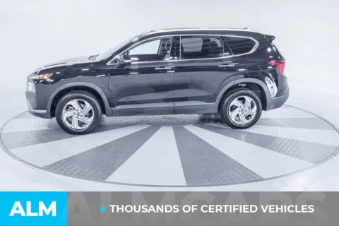 More photos of 2023 Hyundai Santa Fe SEL at ALM Kia South, GA