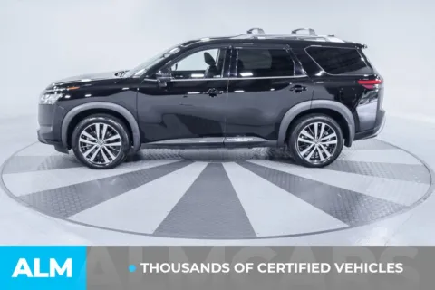 More photos of 2023 Nissan Pathfinder Platinum at ALM Kia South, GA