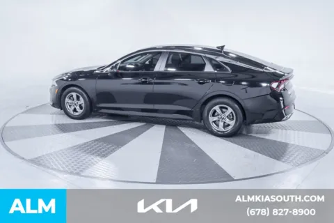 More photos of 2022 Kia K5 LXS at ALM Kia South, GA