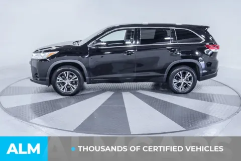 More photos of 2018 Toyota Highlander LE at ALM Kia South, GA