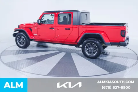 More photos of 2023 Jeep Gladiator Overland at ALM Kia South, GA