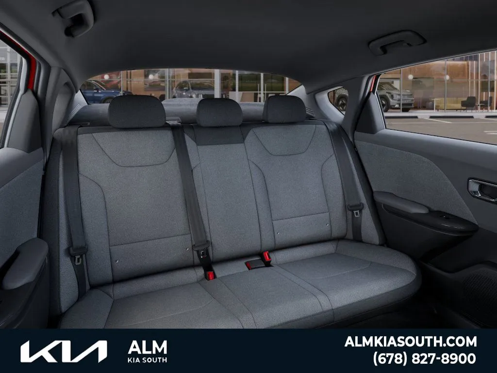 2025 Kia K4 LXS - Photo 16