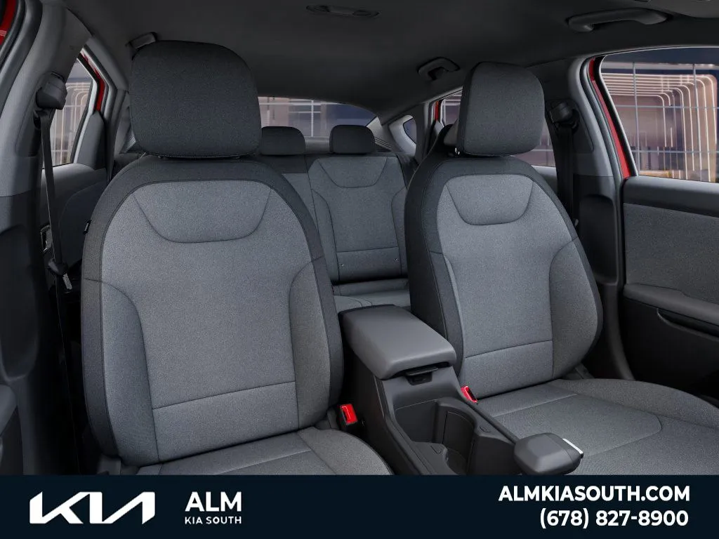 2025 Kia K4 LXS - Photo 15