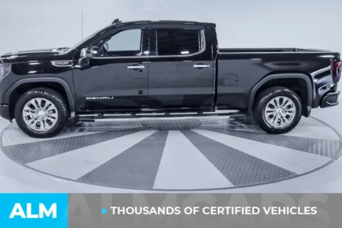 More photos of 2021 GMC Sierra 1500 Denali at ALM Kia South, GA