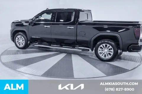More photos of 2021 GMC Sierra 1500 Denali at ALM Kia South, GA