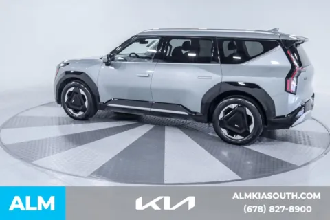 More photos of 2024 Kia EV9 Land at ALM Kia South, GA