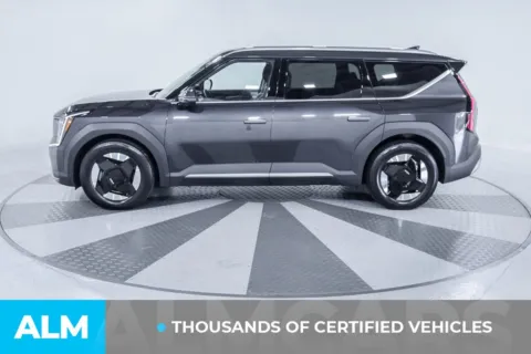 More photos of 2024 Kia EV9 Wind at ALM Kia South, GA